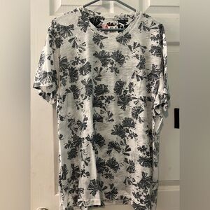 American Rag - Mens dress t-shirt size x-large - New With Tags